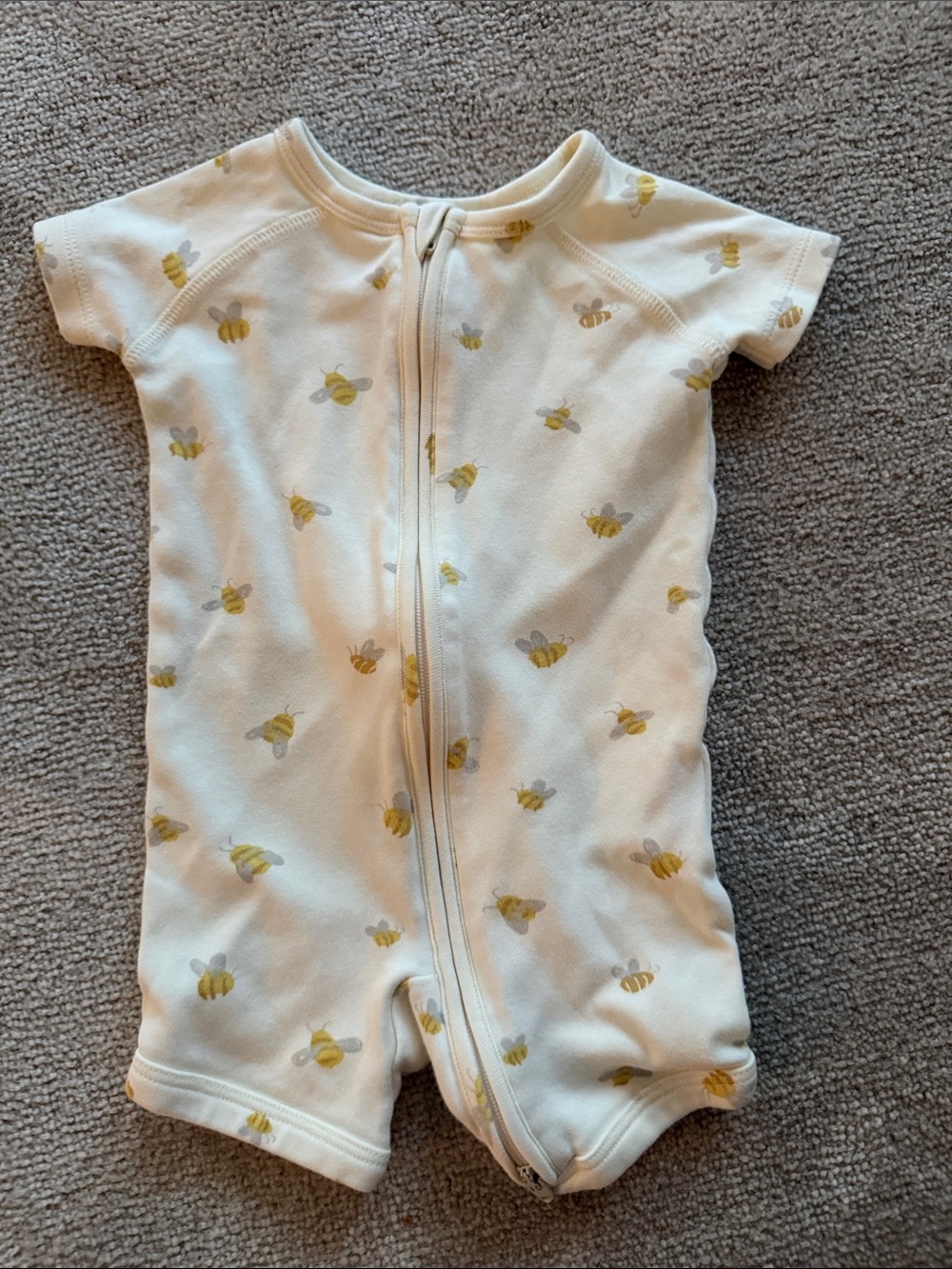 Pehr Baby Short Sleeve One-Piece Romper in Yellow Bee Print